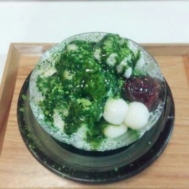 白玉抹茶スノーアイス~金時仕立て~