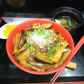 秋ナスの麻婆丼