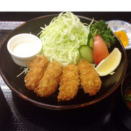 広島産大粒カキフライ定食
