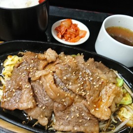 特製ダレの鉄板カルビ焼肉定食